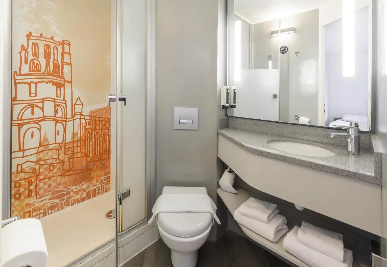 B&B Hotel אלבי