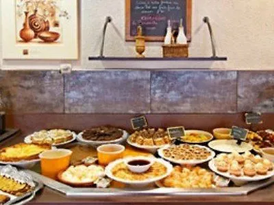 ***  B&B Hotel אלבי צרפת